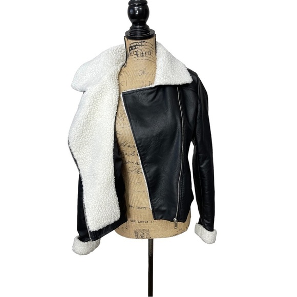 SUNSET & Sixth Faux Leather Moto Sherpa Cropped Jacket - Picture 4 of 12